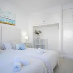 Piso En * إِستيبونا
